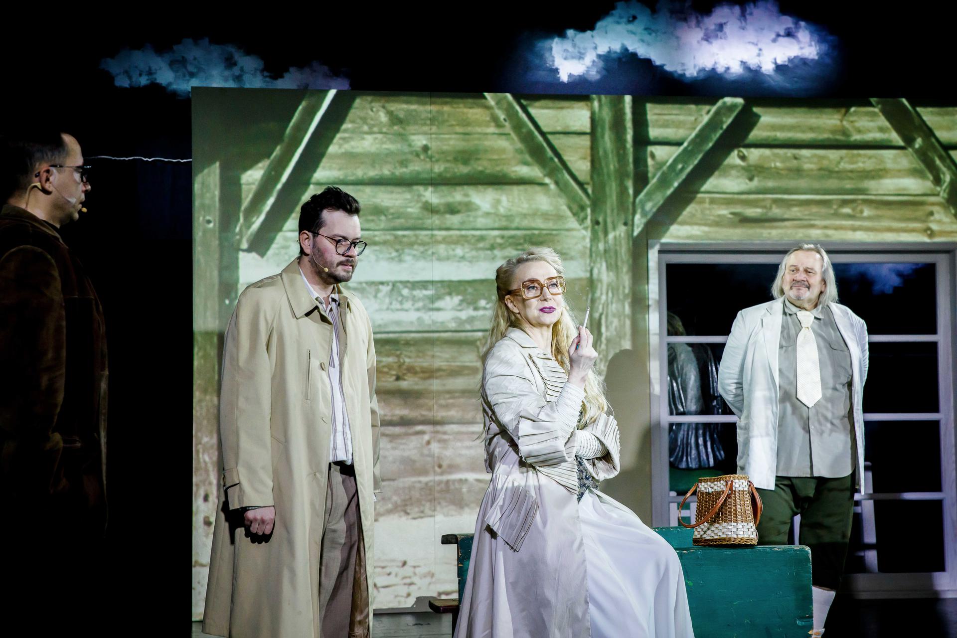 Uciekła Mi Przepióreczka Na Flecie Uciekła mi przepióreczka — Teatr im. Stefana Żeromskiego w Kielcach